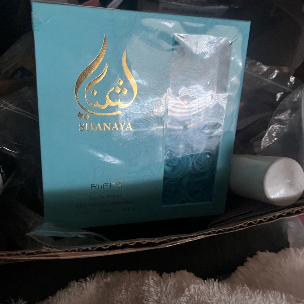 Shanaya EDP by RIFFS. - Picture 3 of 4